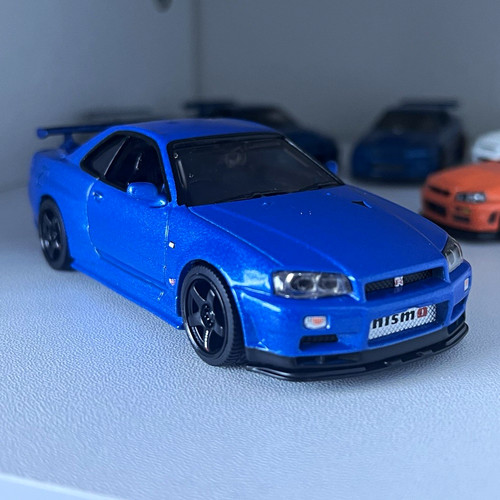 Hot wheels nissan skyline r - nissan, gt-r