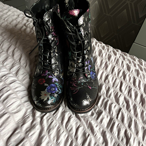 Pavers women black floral - pavers, women’s