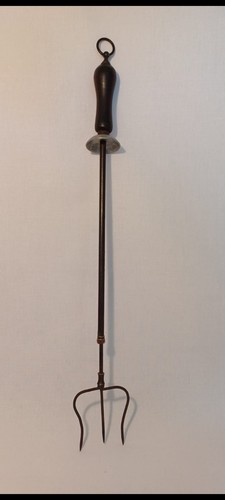 Antique toasting fork - toasting,