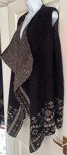 Ladies Sleeveless Soft Aztec Print Poncho-Cape, Size S/M, Fits 20+, New Look