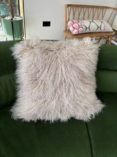 The White Company Tibetan
