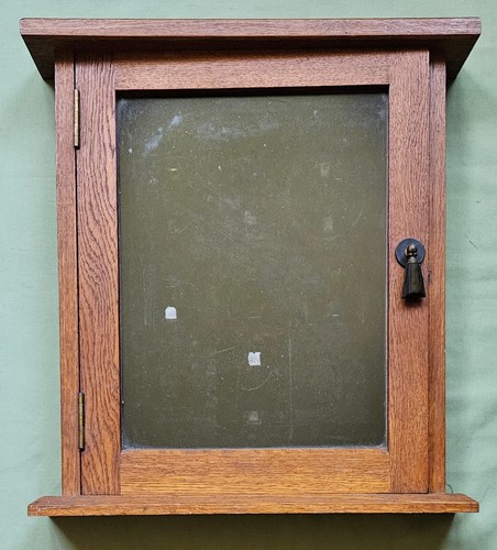 Early 20th glazed - early, oak