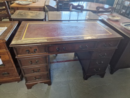 Regency style twin pedestal - twin,