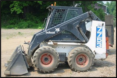 Bobcat 7753 skid steer - skid,