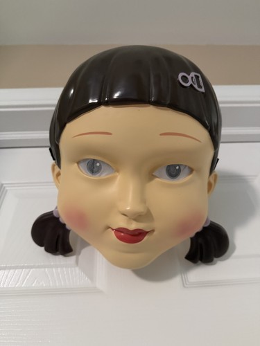 Squid game young hee - game, doll
