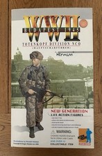 DRAGON ACTION FIGURE - HERMANN - WWII TOTENKOPT DIVISION NCO - BUDAPEST 1945