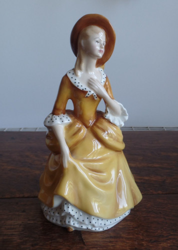 Large royal doulton - large, lady
