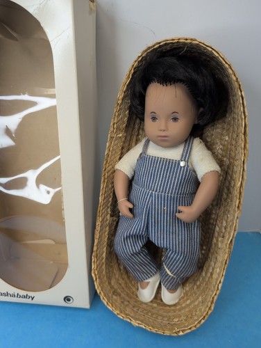 Vintage sasha baby - baby, doll