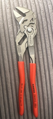 Knipex 250 lock button - knipex,