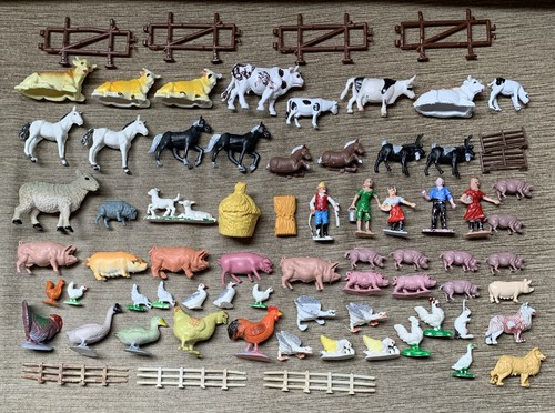 Joblot assorted plastic - 70+,