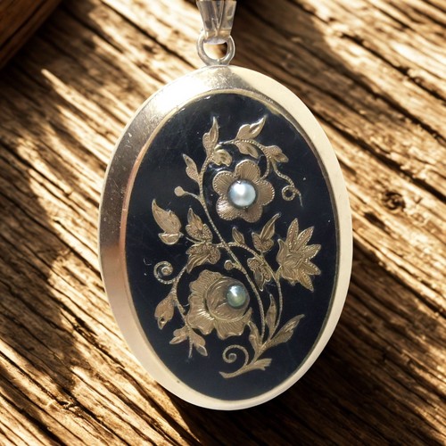 Biedermeier pendant brooch