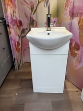 Hot And Cold Portable Clinic