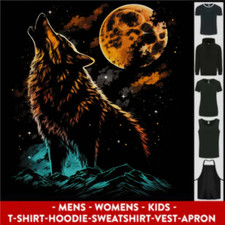 A Wolf Howling With the Moon