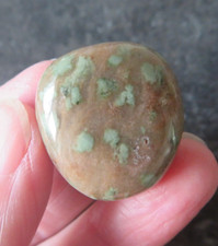 Lovely nunderite - lovely,