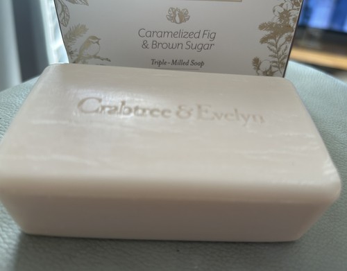 Crabtree evelyn caramelized - &,
