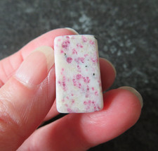 RARE KAKORTOKITE  (8.1 grams / 22 mm) TUMBLESTONE (H2)  (GREENLAND)