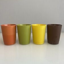 Vintage Set 4 Plastic