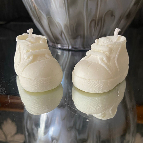 White soya wax - , shoe