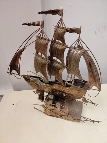 Musical brass galleon - galleon, sailing