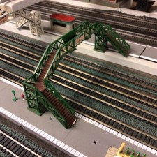 OO/HO Wide Plastic Footbridge In Good Condition For Age