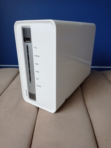 Qnap 212 bay desktop nas - qnap,