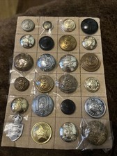 Vintage MILITARY BUTTON