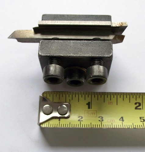 Lathe cutting tool - cutting, holder