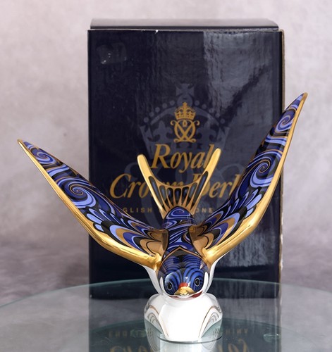 Royal crown derby - crown, 'swallow'