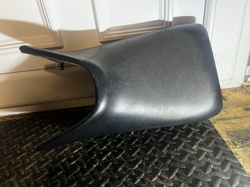 2004 honda cbr125r seat - cbr125r,