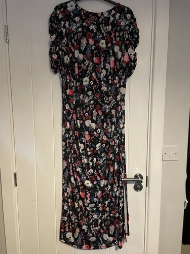 Brand new lipsy dress size - new,