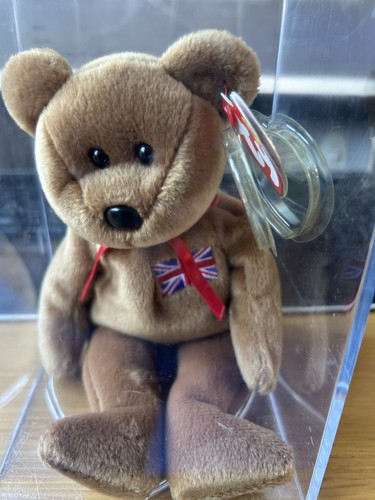 Britannia the bear - britannia, beanie
