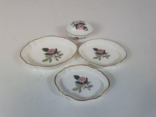 Wedgwood Hathaway Rose Set Of
