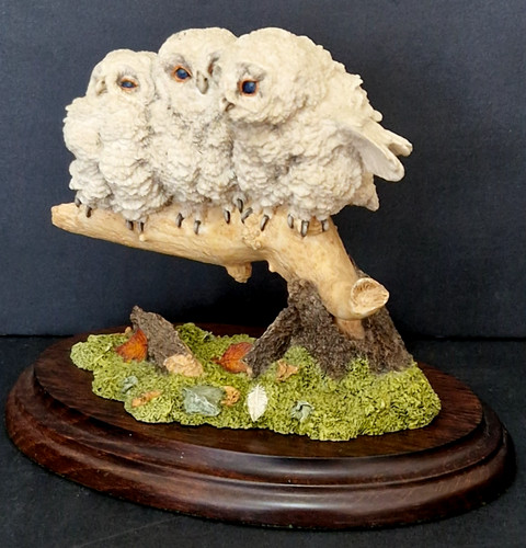 Baby owlets figurine - owlets,