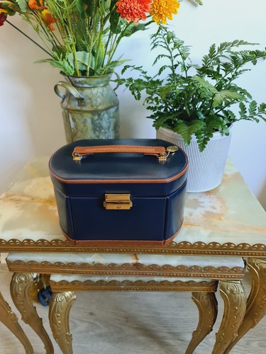 Vintage box dulwich designs - vintage,