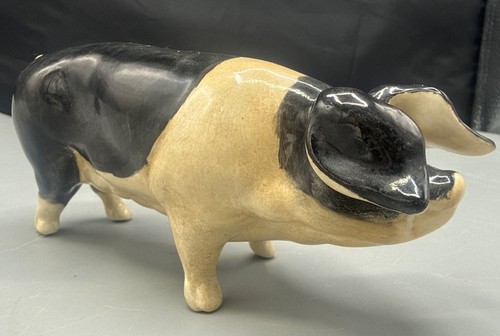 Acorn ceramics black white - ceramics,