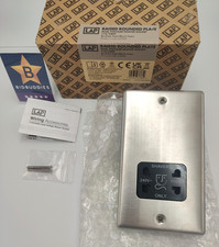 LAP Dual Voltage Shaver Socket