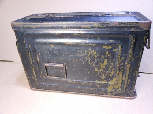 Ww2 era metal ammo box - era,