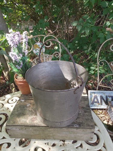 Small good quality vintage - small,