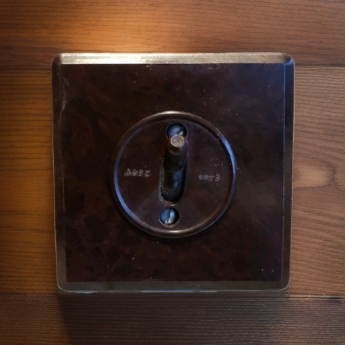 Vintage bakelite switches - 7,