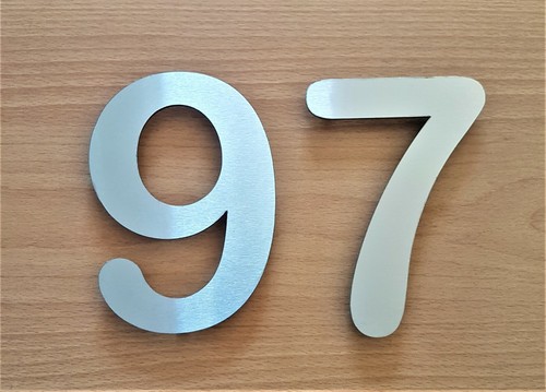 Large 15cm stick on rounded - 6"/15cm,