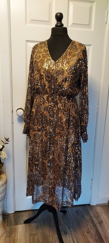 Next size paisley patterned - 12,