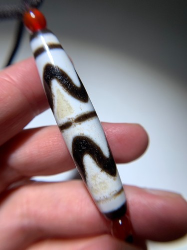 Dzi bead double - ", tooth