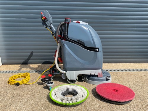 Numatic scrubber dryer tt4045 - numatic,