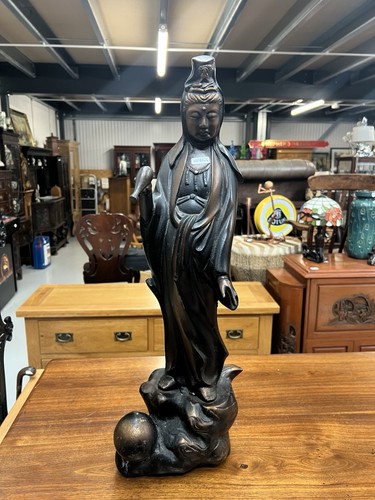 Cast metal figure guan - cast,
