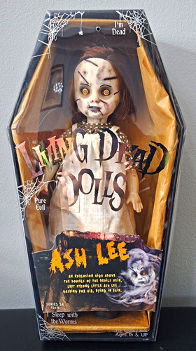 Living dead dolls ash - living,