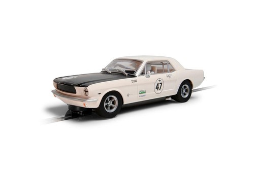Scalextric ford mustang - scalextric,