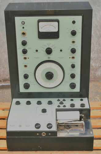 Large custom bruel - large, kjaer