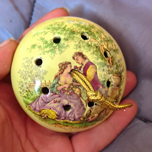 Olde ceramic pomander - ye,