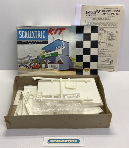 Scalextric tri ang - ,