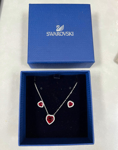 Swarovski one set red - set,